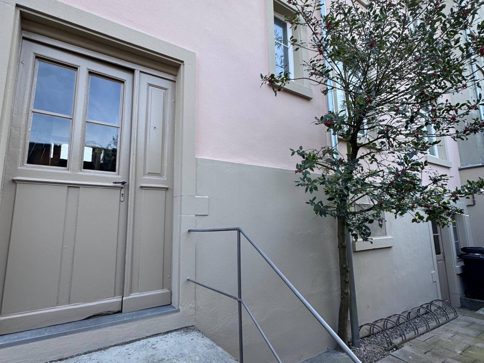Seeglueck Seeliebe - Charmante Jugendstilwohnung Mit Parkplatz Direkt Im Zentrum Nahe Bahnhof Und Seeufer In Konstanz Ngoại thất bức ảnh